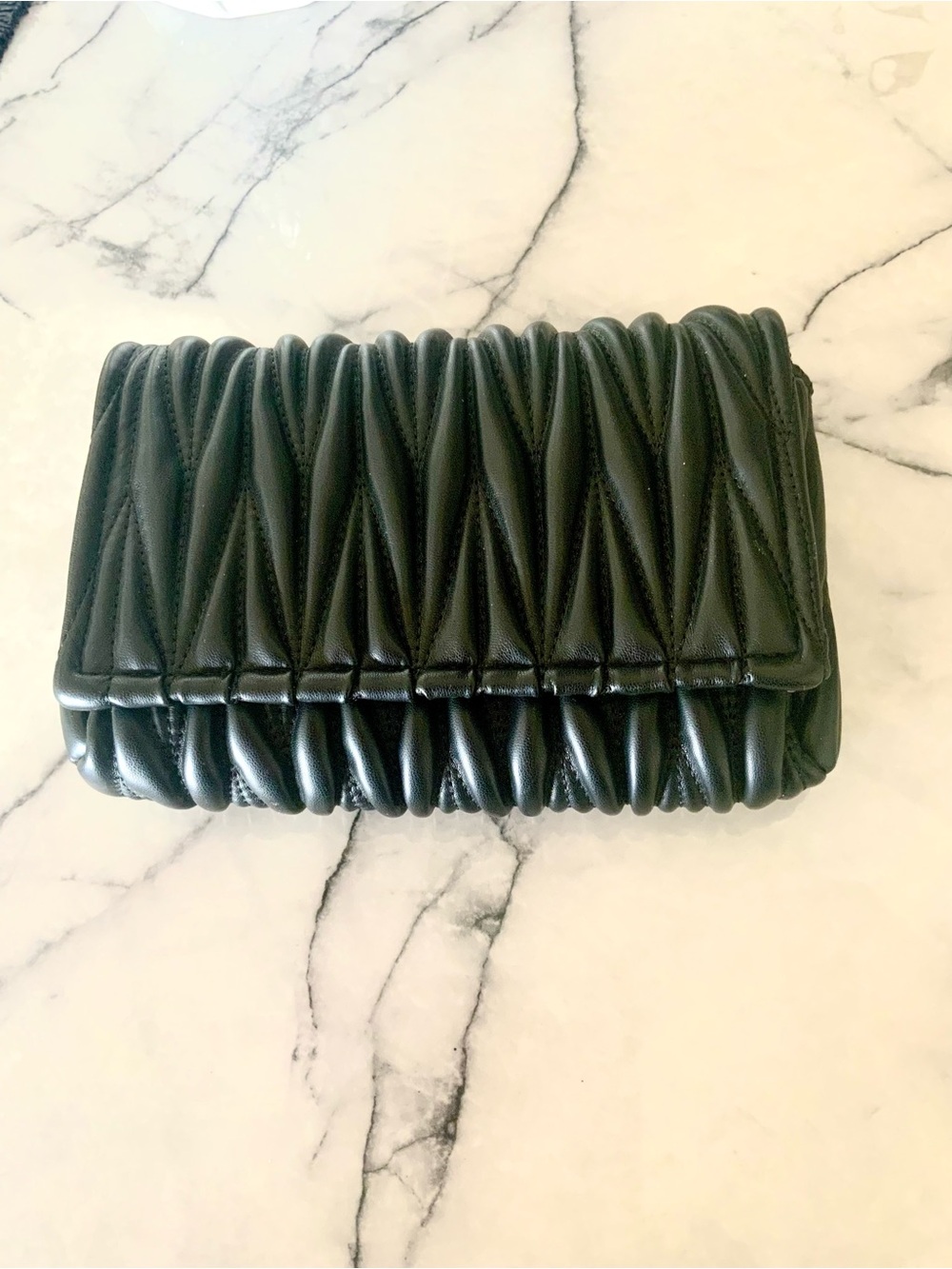Black Quilted cross body - Picture 5 of 6